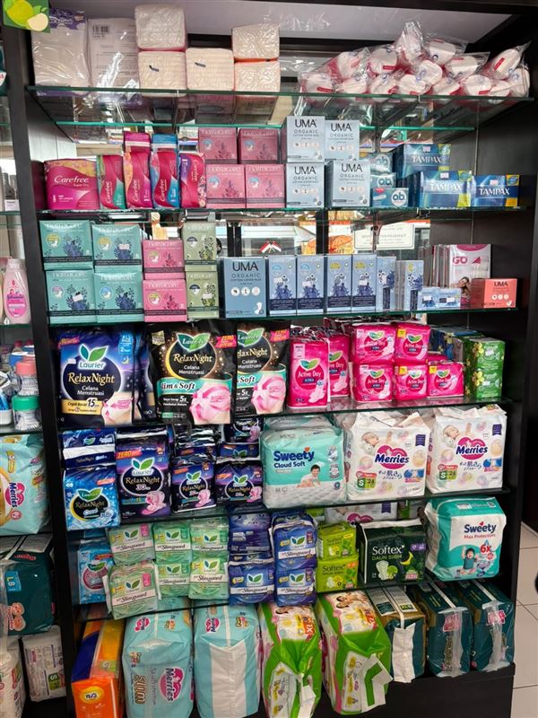 Oral & Personal Care at Semeton Pharmacy: Toothbrush & toothpaste, Mouthwash, Deodorant, Razor & shaving, Sanitary pads